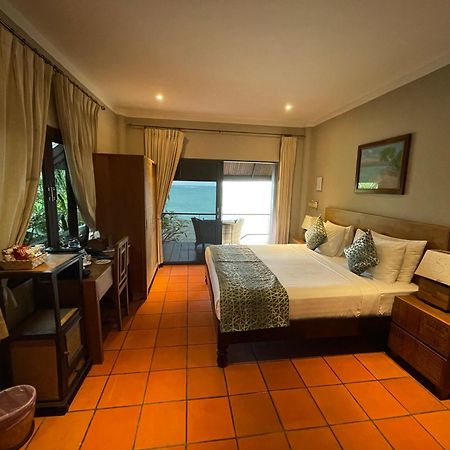 Beyond The Blue Horizon Boutique Bungalows Haad Chao Phao Exterior photo