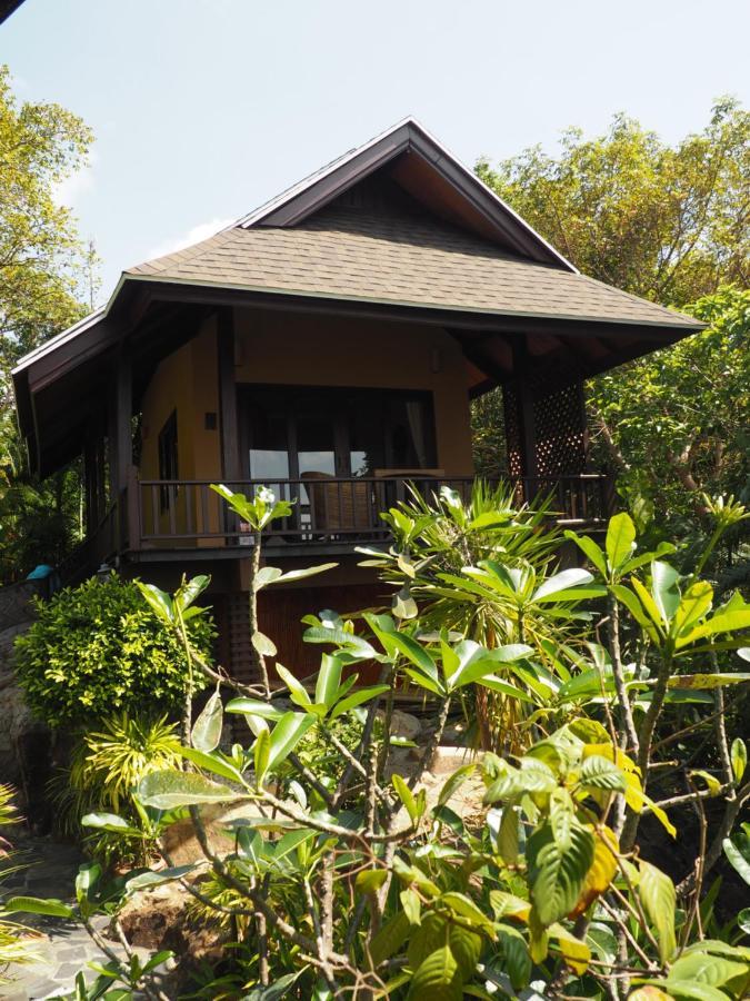 Beyond The Blue Horizon Boutique Bungalows Haad Chao Phao Exterior photo