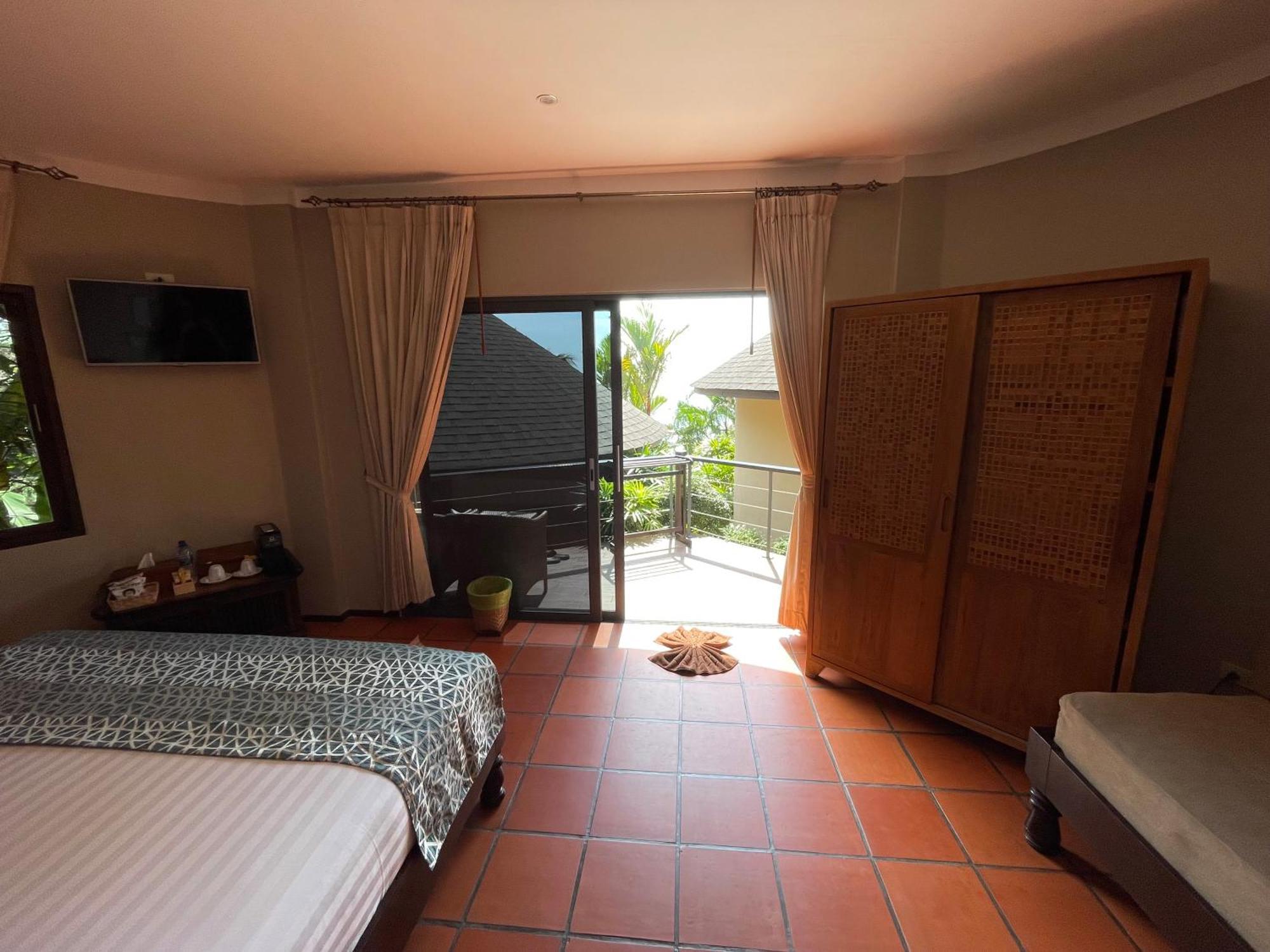 Beyond The Blue Horizon Boutique Bungalows Haad Chao Phao Exterior photo